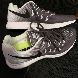 Nike ZOOM PEGASUS 33